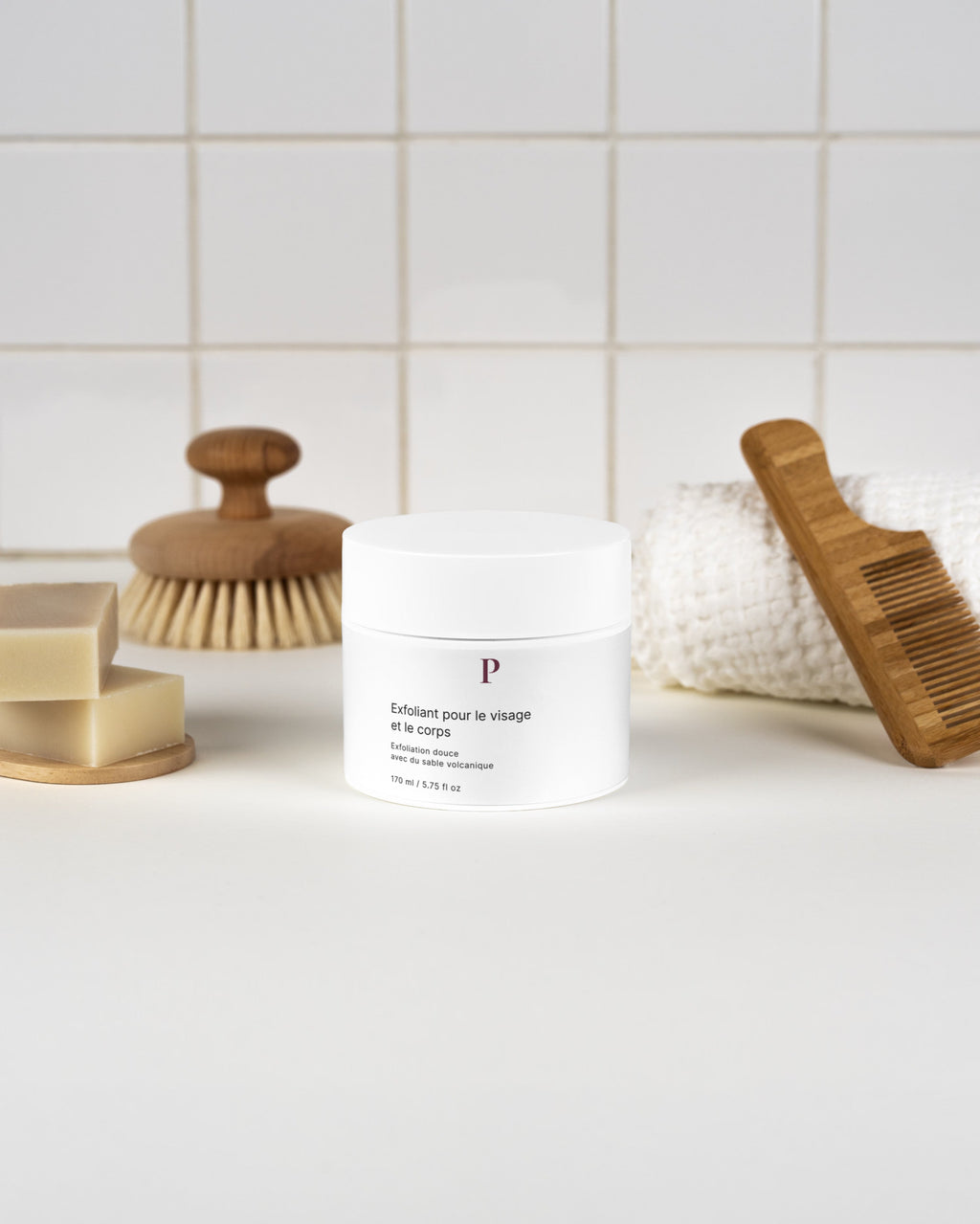 Exfoliant pour le visage et le corps